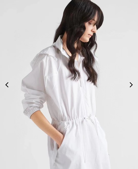 プラダレディースカジュアルジャケットa02509ホワイト/ネイビー