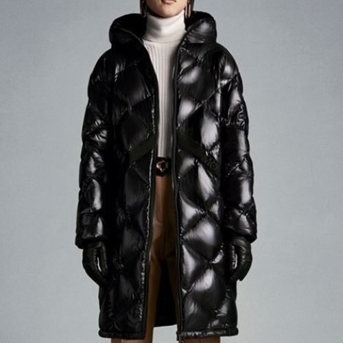 モンクレールレディースパッチモダンダックダウンパディングc02430ブラック