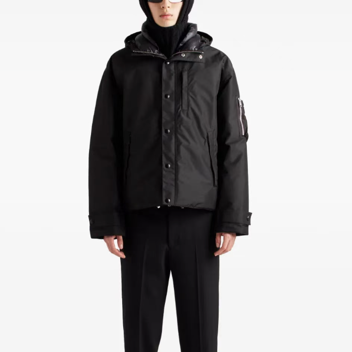 プラダメンズグースダウンブラックパディングジャケットc0526