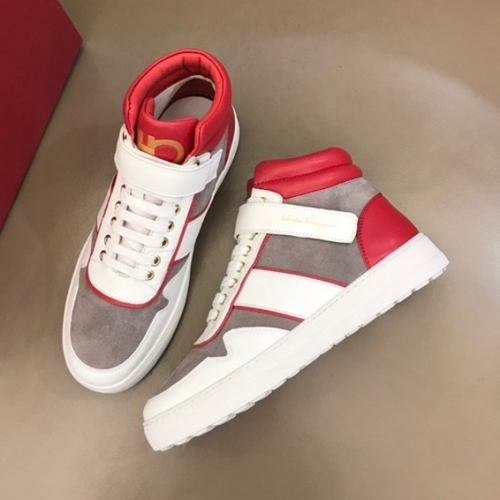 サルヴァトーレフェラガモメンズカジュアルスニーカーアイボリーr0337