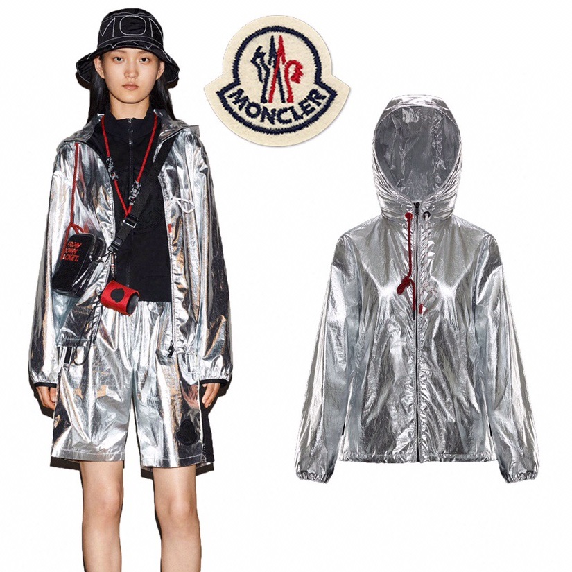 モンクレールレディースミニマルシルバージャケットc02453