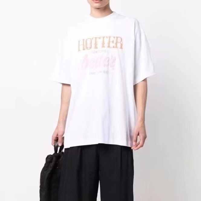 ヴェトモンユニセックストレンディホワイト半袖Tシャツt0239