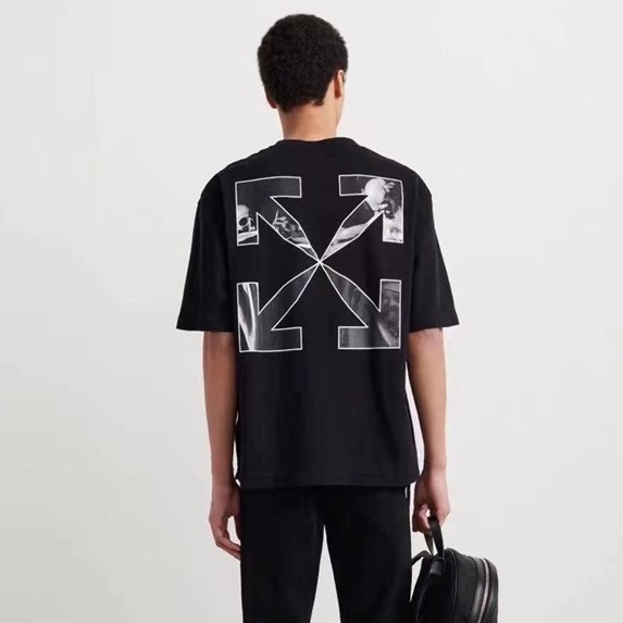 オフホワイトメンズモダンブラック半袖Tシャツf0815