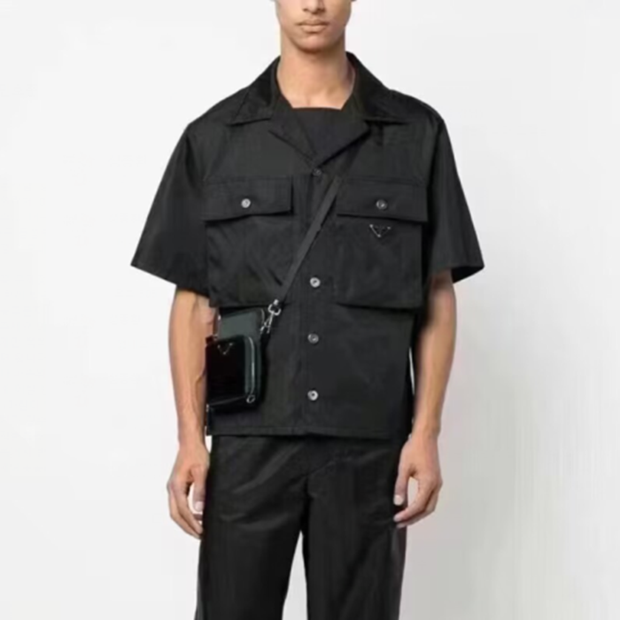 プラダメンズクルーネックブラック半袖シャツa02649