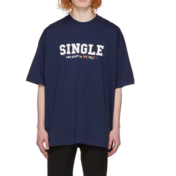 ヴェトモンユニセックストレンディネイビー半袖Tシャツt0275