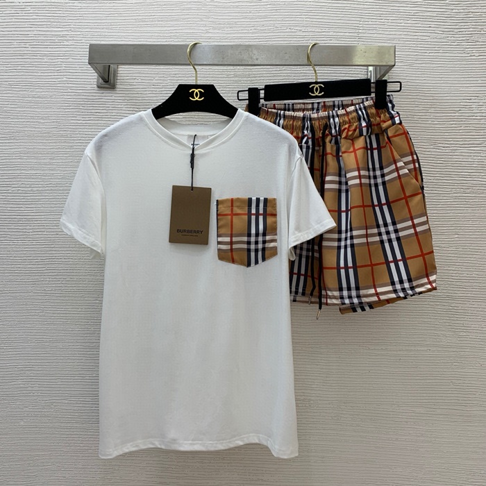 バーバリーメンズカジュアルレッドショートパンツr04281