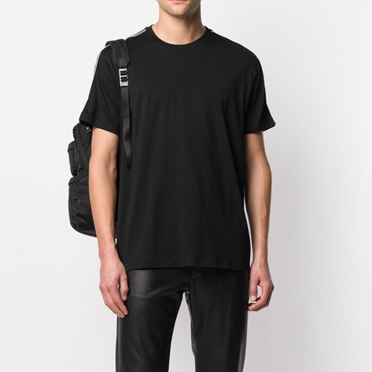 ジバンシィメンズクルーネックブラック半袖Tシャツv0668