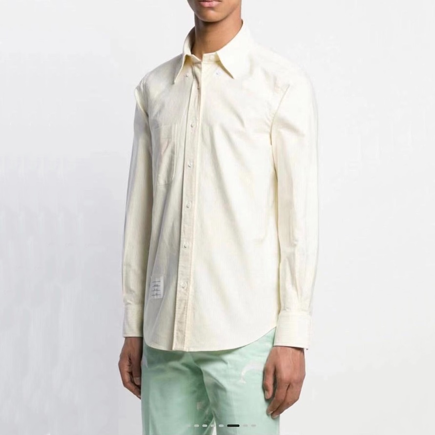 トムブラウンクラシックメンズイエローシャツm01554