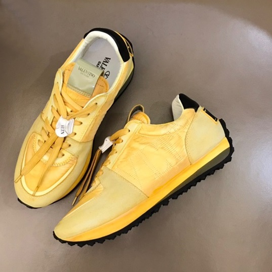 ヴァレンティノメンズトレンディイエロースニーカーl02521