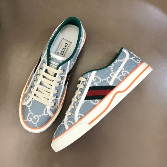 グッチユニセックステニスブルースニーカーc04777