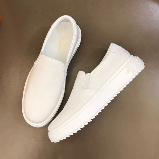 ルイヴィトンメンズホワイトスニーカーu04227