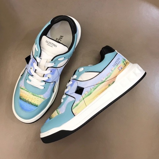 ヴァレンティノユニセックススタッドブルースニーカーl02548