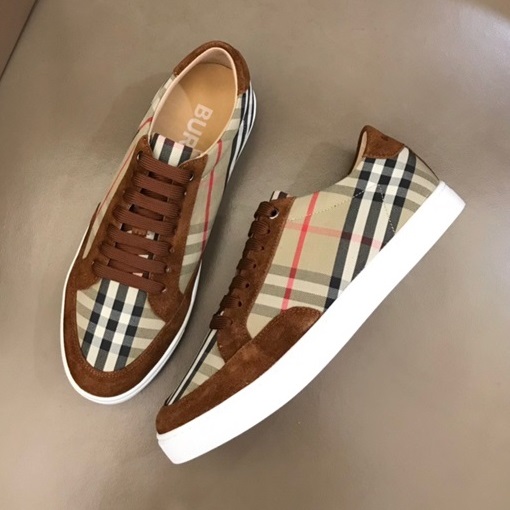 バーバリーメンズヴィンテージブラウンスニーカーr04314