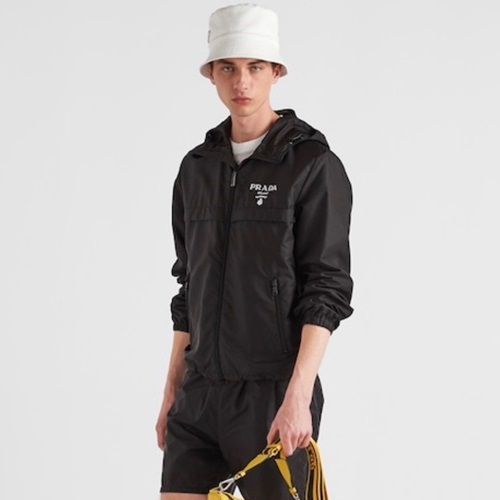 プラダメンズカジュアルブラックジャケットa02694