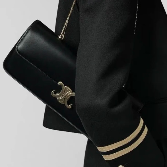 セリーヌレディースブラックショルダーバッグl0386