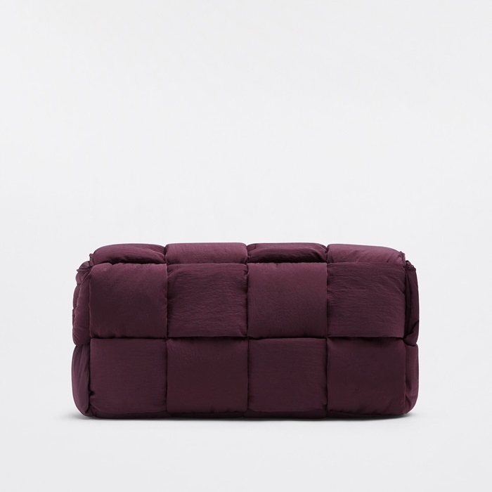 ボッテガヴェネタレディースバーガンディカセットバッグv0299