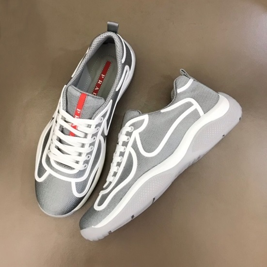 プラダメンズクラシックシルバースニーカーa02710