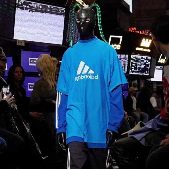 バレンシアガメンズクルーネックブルー半袖Tシャツl01577