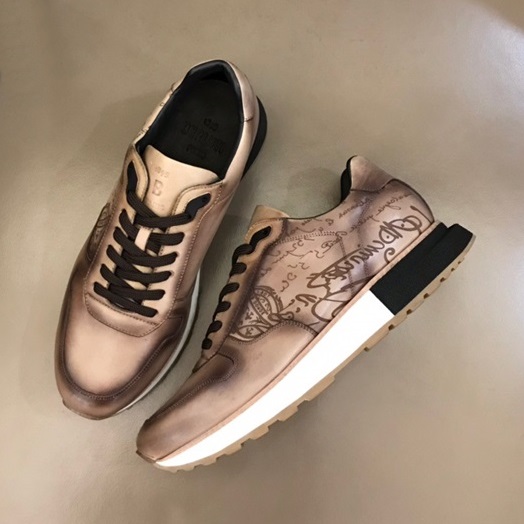 ベルルッティメンズクラシックブラウンスニーカーr0092