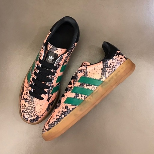 グッチユニセックスクラシックグリーンスニーカーc04919