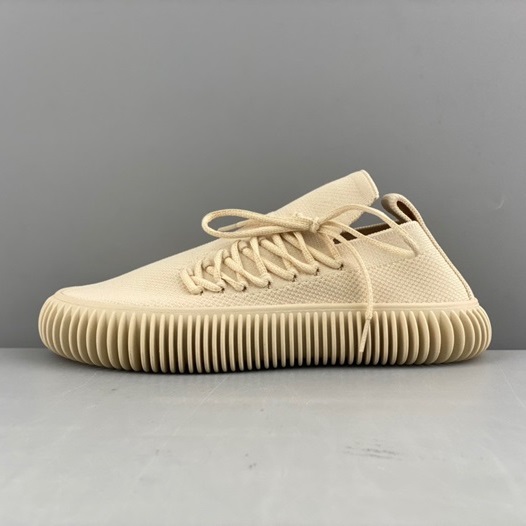 ボッテガヴェネタユニセックスモダンアイボリースニーカーv0312