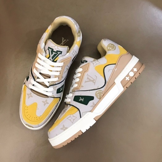 ルイヴィトンメンズベージュスニーカーu04951