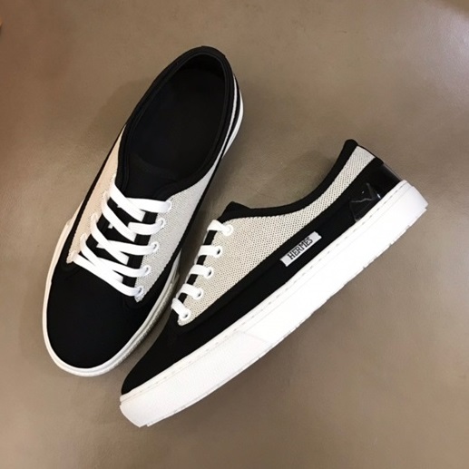 エルメスメンズクラシックブラックスニーカーr0787