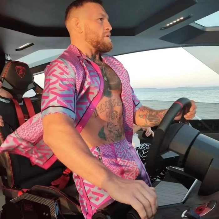 ヴェルサーチェメンズトレンディピンクツーピース-r0907