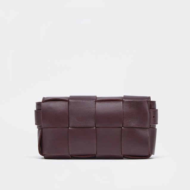 ボッテガヴェネタユニセックスバーガンディカセットバッグ-v0348