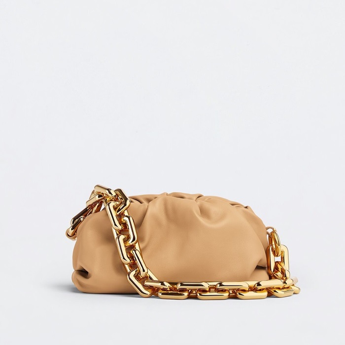 ボッテガヴェネタレディースベージュチェーンショルダーバッグv0374
