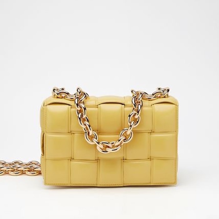 ボッテガヴェネタレディースイエローカセットバッグv0392