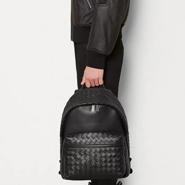 ボッテガヴェネタメンズクラシックブラックバックパックv0404