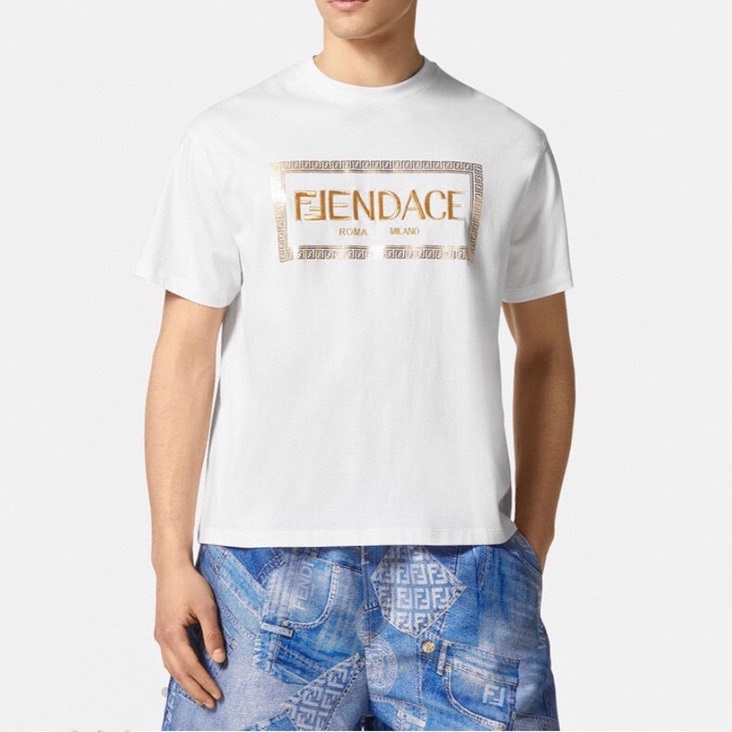 ヴェルサーチェメンズホワイトクルーネック半袖Tシャツr0910