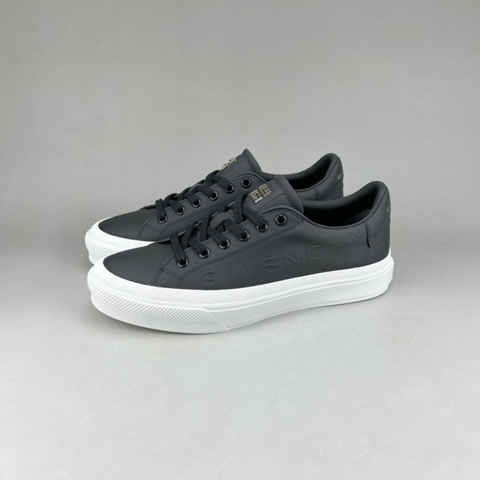 ジバンシィユニセックスクラシックブラックスニーカーv0775