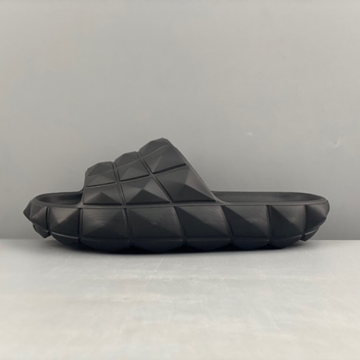 ヴァレンティノメンズモダンブラックスリッパl0265