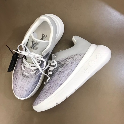 ルイヴィトンメンズグレースニーカーu05081