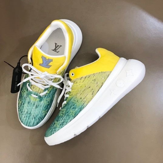 ルイヴィトンメンズグリーンスニーカーu05084