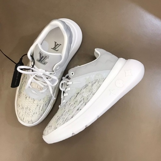 ルイヴィトンメンズグレースニーカーu05086