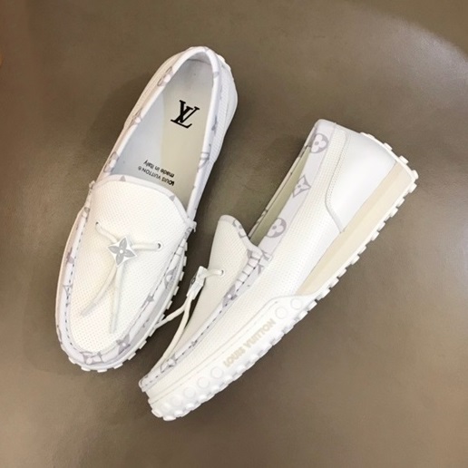 ルイヴィトンメンズモノグラムホワイトローファーu05095