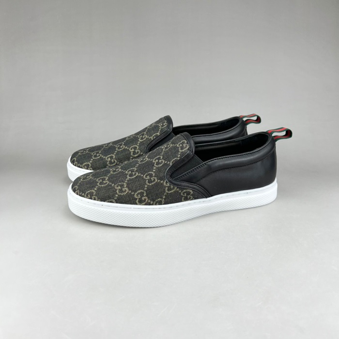 グッチメンズモダンブラックローファーc04998