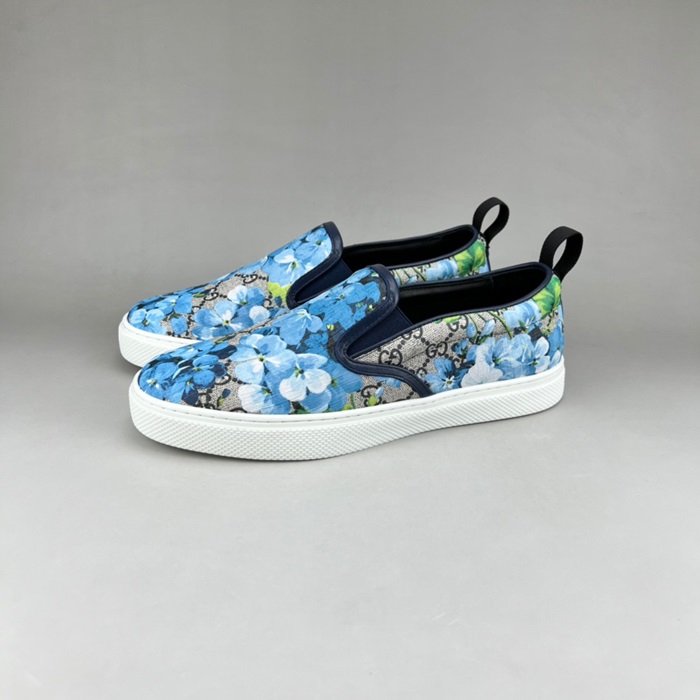 グッチメンズモダンブルーローファーc05000