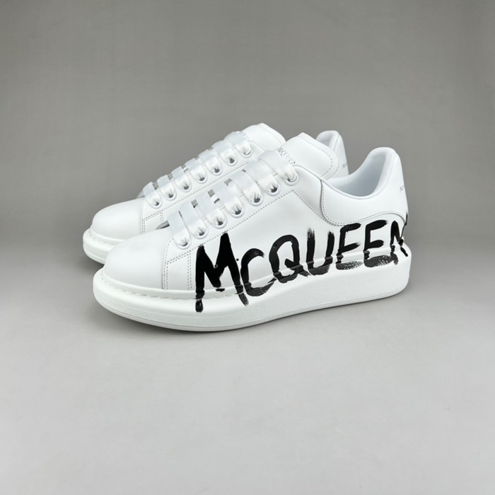 アレクサンダーマックイーンユニセックスホワイトスニーカーx0173