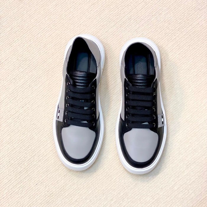 リーメンズモダングレースニーカーl0139