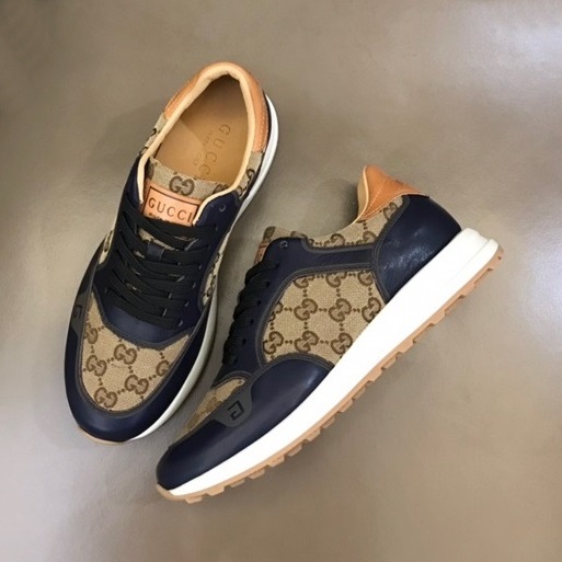 グッチメンズクラシックブラックスニーカーc05084