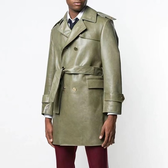 トムブラウンメンズグリーンレザーコートm0580