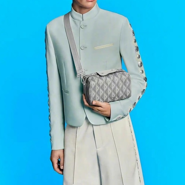 ディオールメンズグレーダイヤモンドクロスバッグo02086