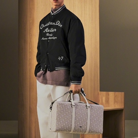 ディオールメンズグレーキープオールo02096