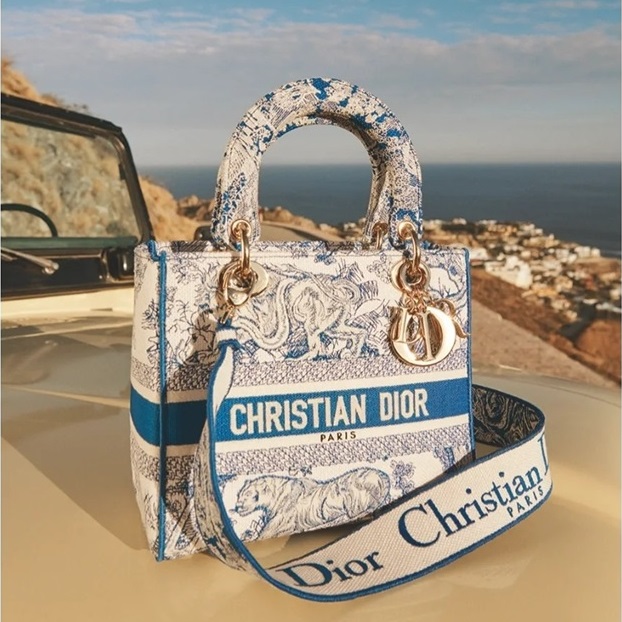 ディオールレディースブルーレディバッグo02101