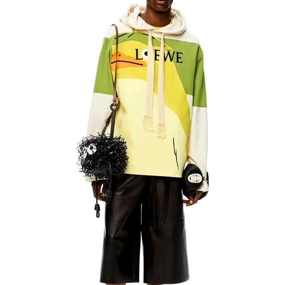 ロエベメンズブラックレザーショートパンツe0644