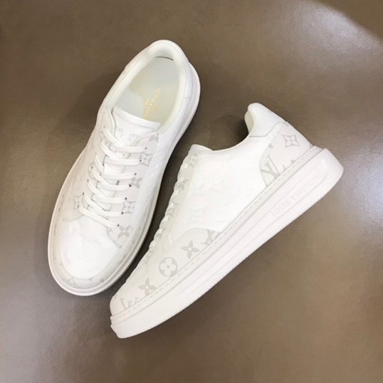 ルイヴィトンメンズグリーンスニーカーu05210